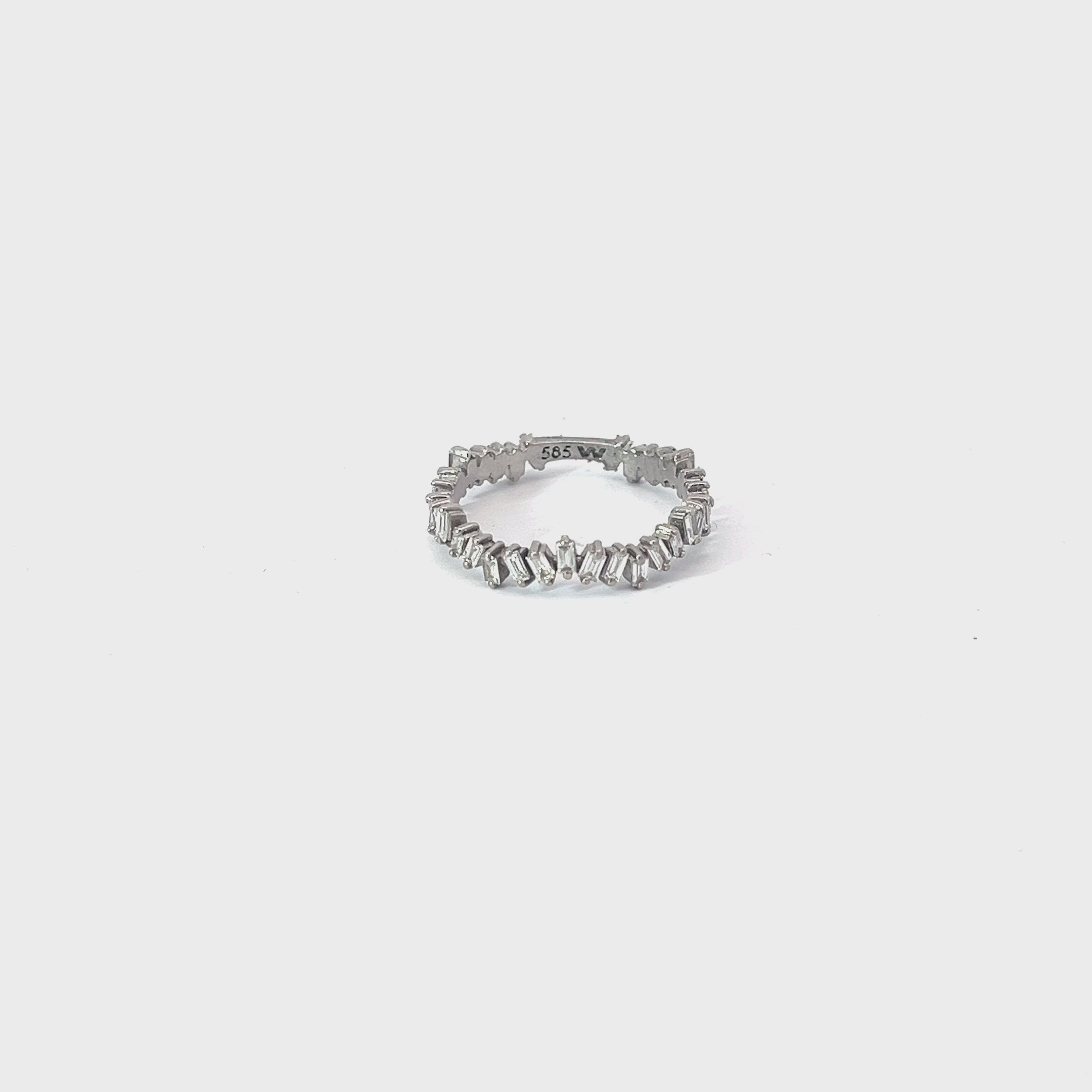 14K White gold 1.00ct G VS2 Baguette Cut Diamond Eternity Ring