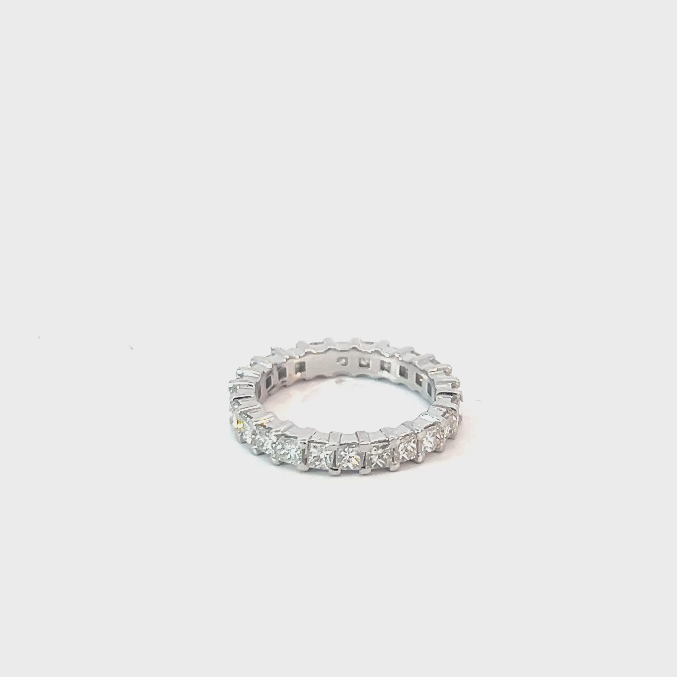 14k White Gold 2.00ct F VS2 Princess Cut Eternity Ring