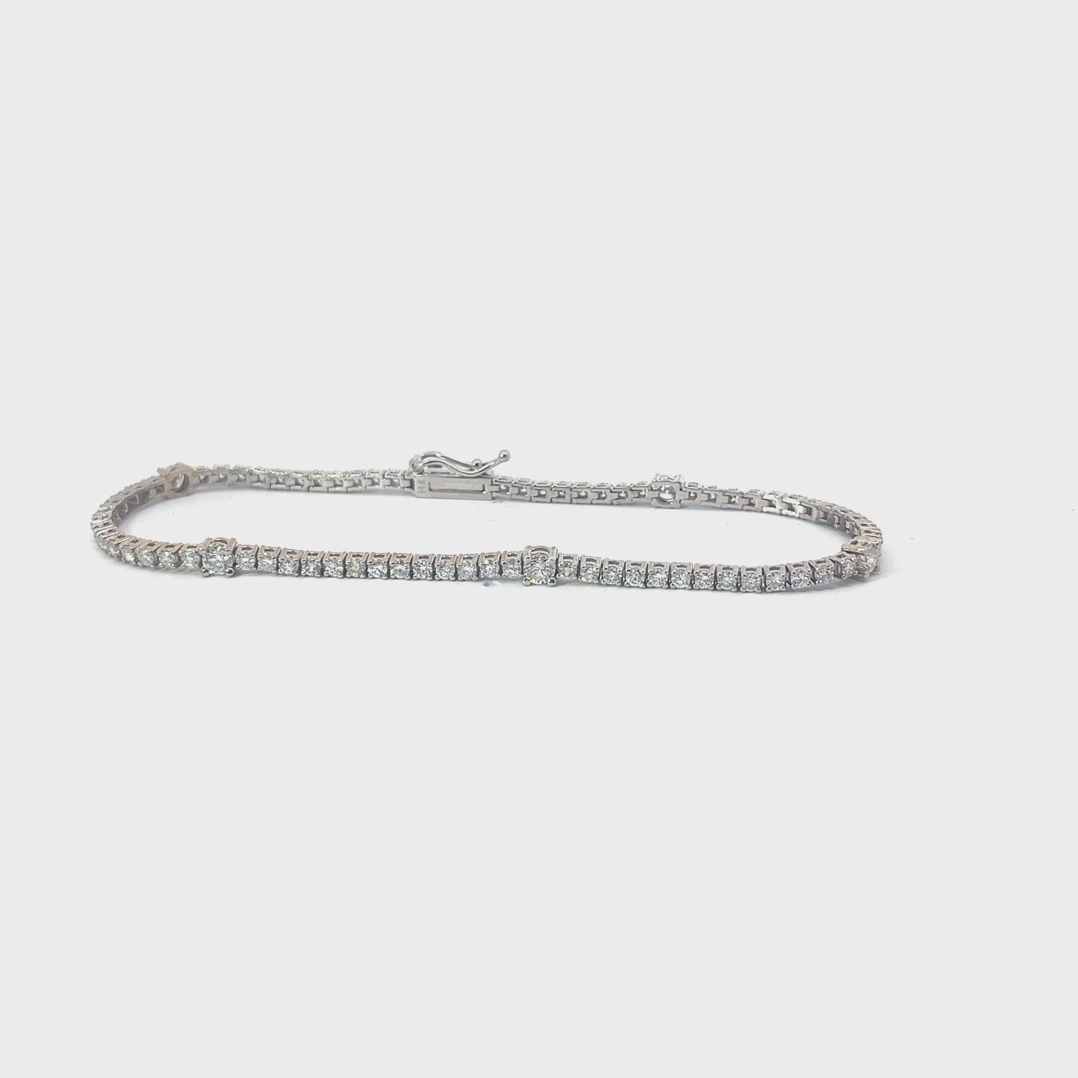 14k White Gold  2.22CT G SI1 Round Diamond Bracelet