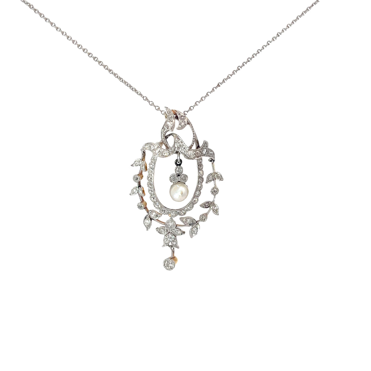 Ladies 18k white gold Vintage Diamond and Pearl Necklace
