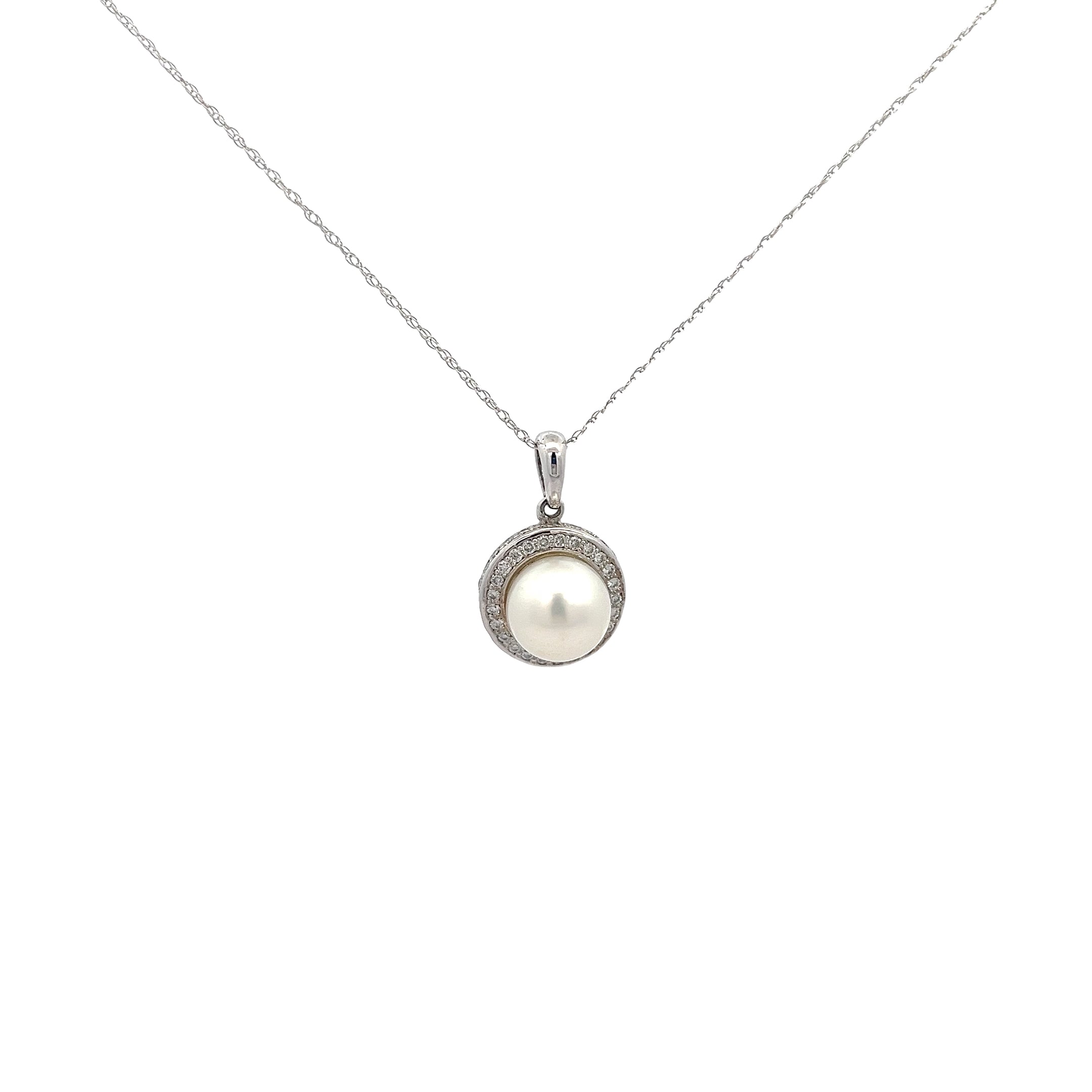 14k White Gold .50ct G SI1 Round Diamond and Fresh Water Pearl 10mm Necklace