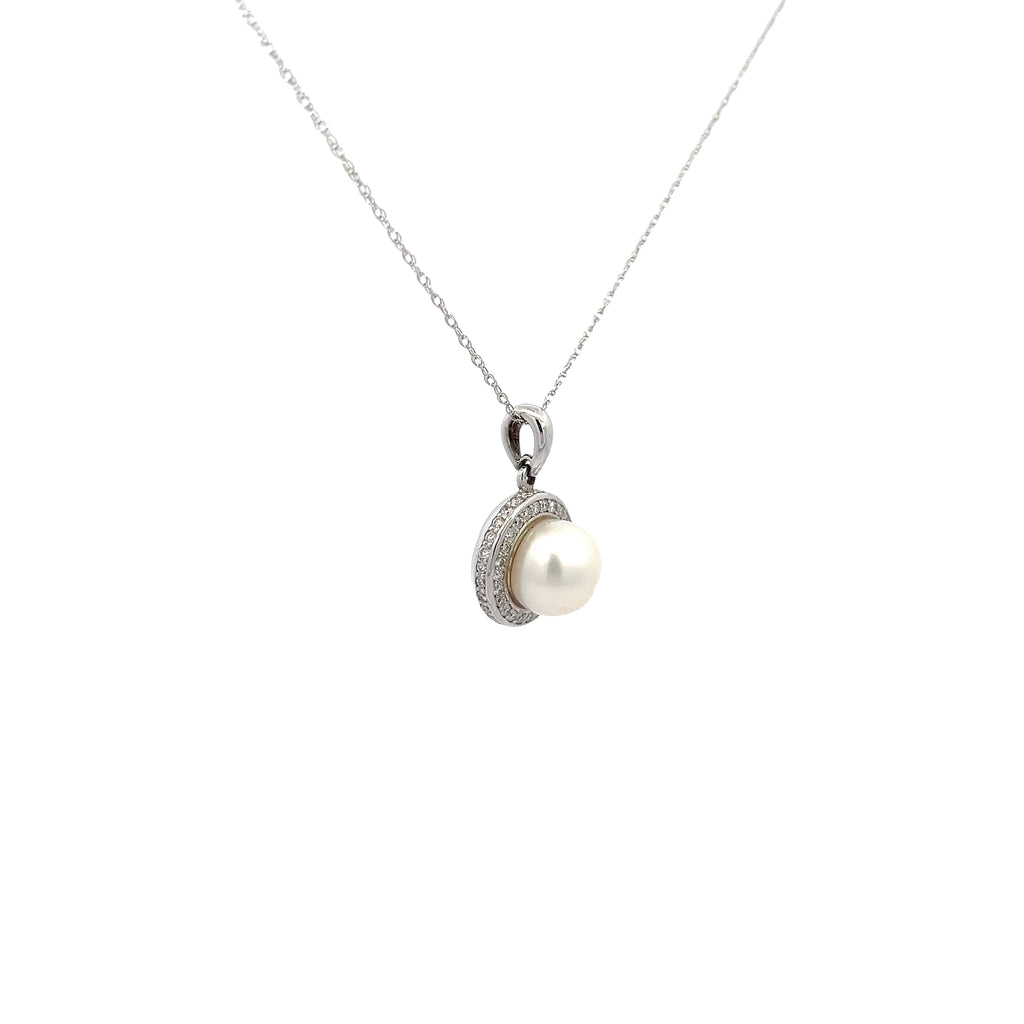 14k White Gold .50ct G SI1 Round Diamond and Fresh Water Pearl 10mm Necklace