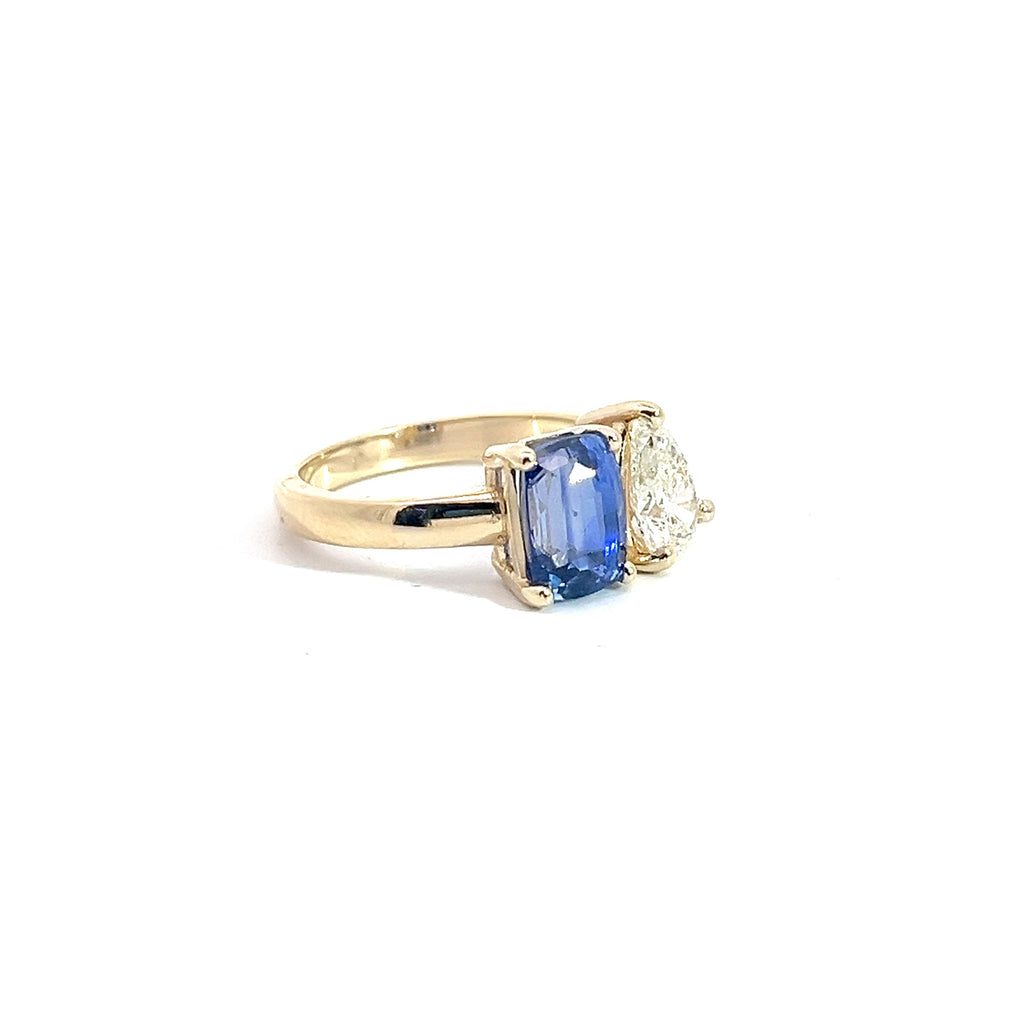14k Yellow Gold 2.68ct Blue Sapphire Cushion Certified By Gia# 5201580967/ 1.01ct H SI2 Pear Shape Diamond  Certified By GIA# 2211892445 Toi et Moi Ring