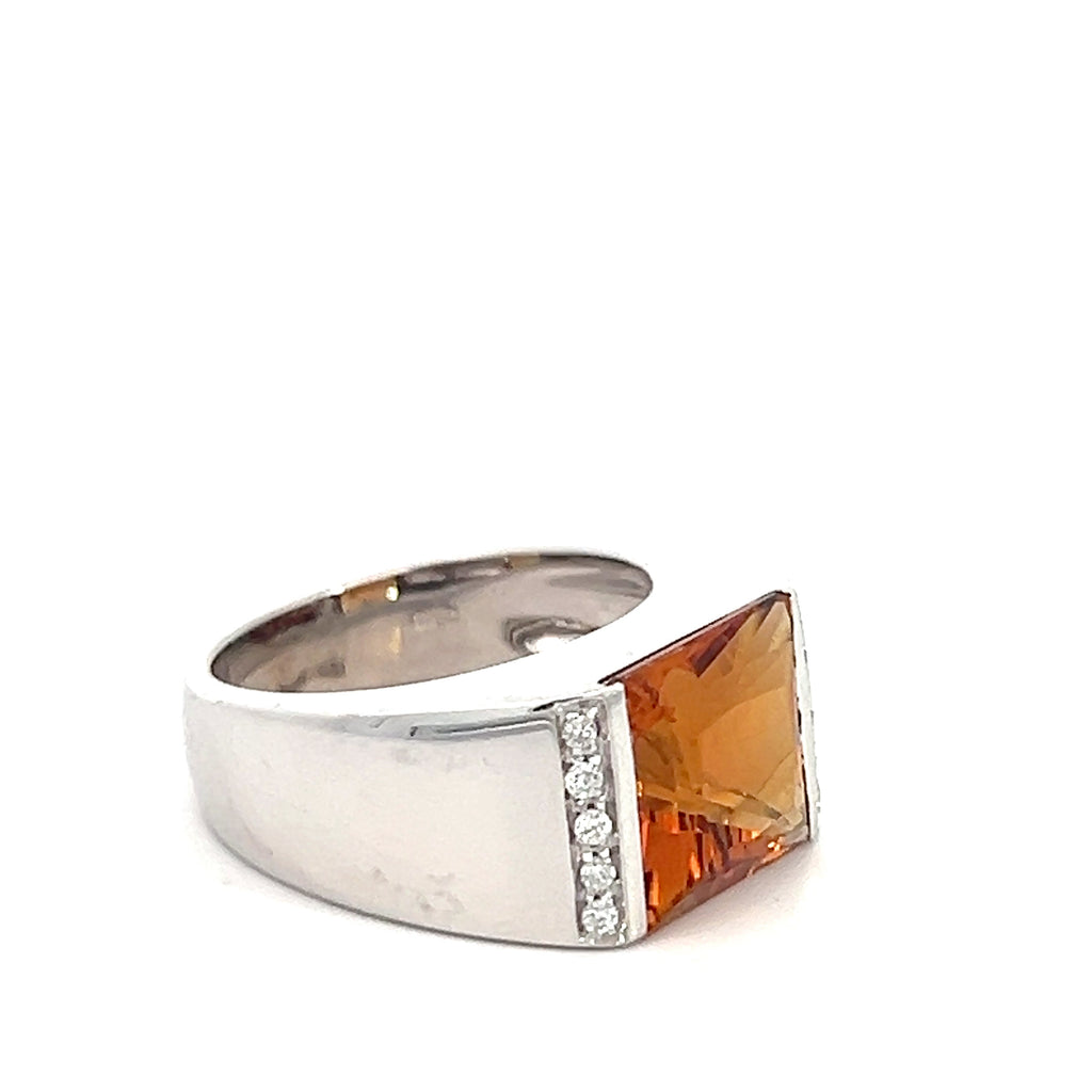 18k White Gold 4.00ct Prince Cut Citrine AAA 10x10 / .10ct G SI1 Round Diamond Ring