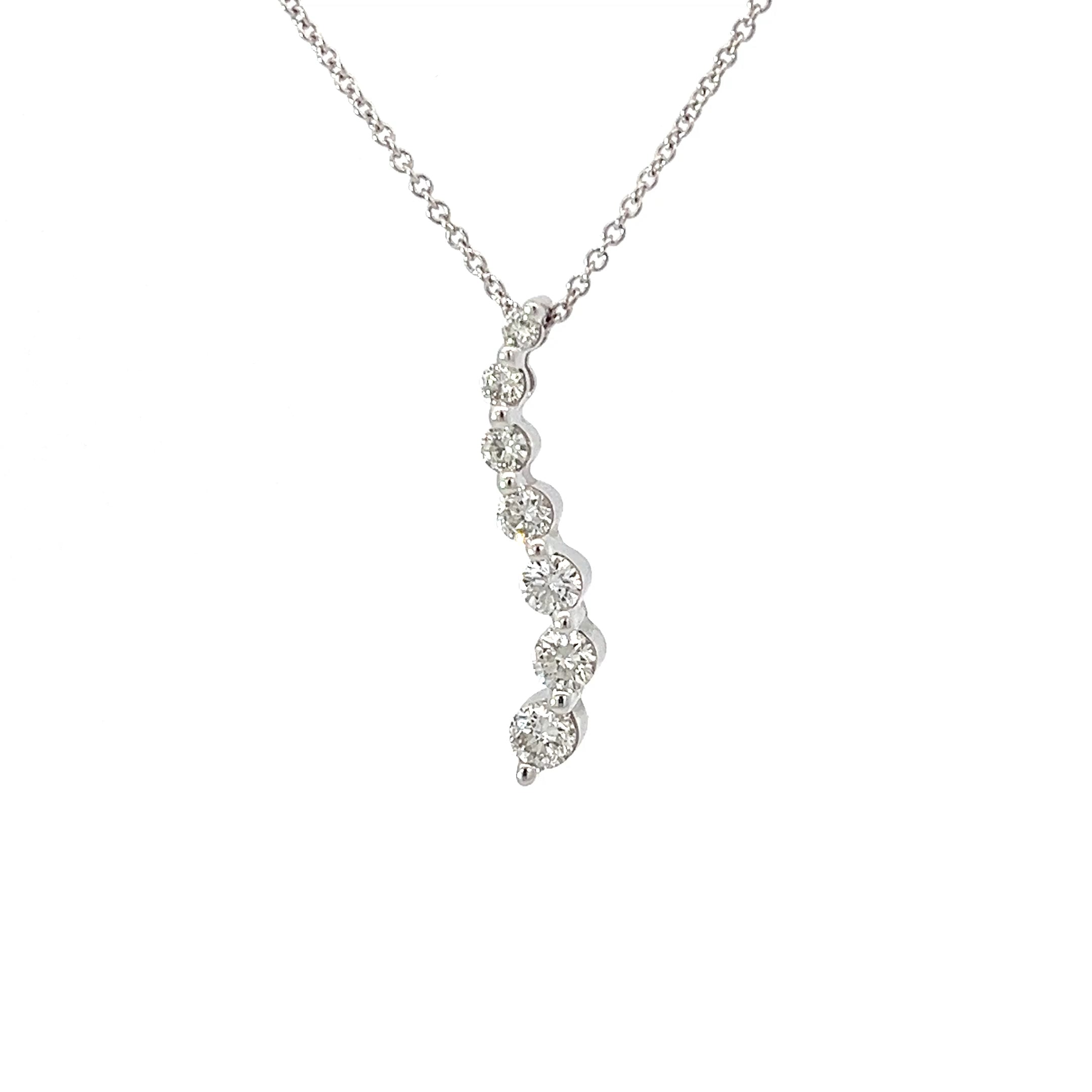 14k White Gold .50ct F VS2 Round Diamond Journey Pendant