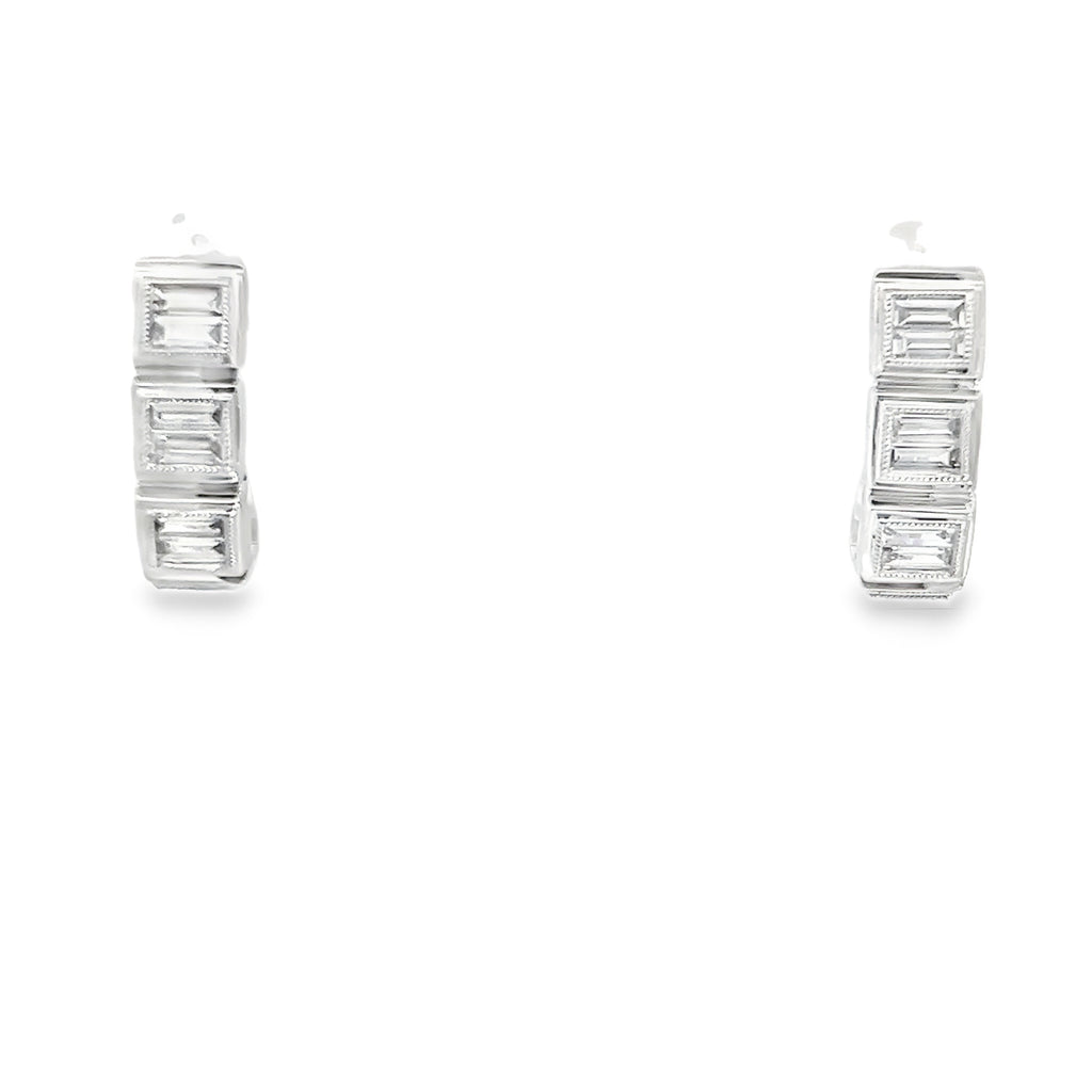 18k White Gold 1.25ct F VS2 Baguette Diamond Huggie Earrings