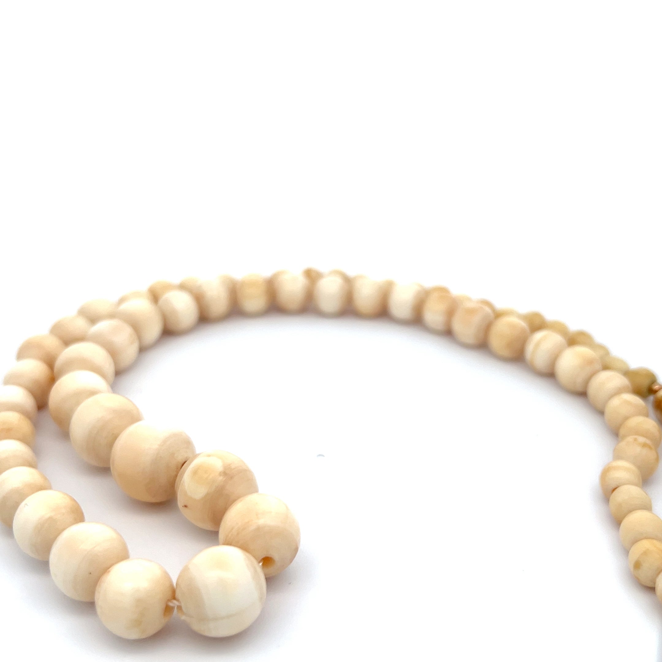 14k Yellow Gold Vintage Angel Skin Coral Bead Graduated  15- 5 1/2 mm Rare Collectableb