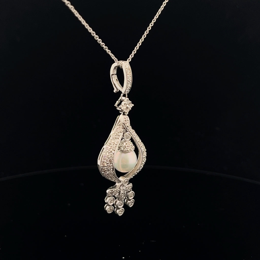 14k White Gold Vintage 1.00ct G SI1 Round Diamond and  Fresh Water White 8mm Pearl Necklace