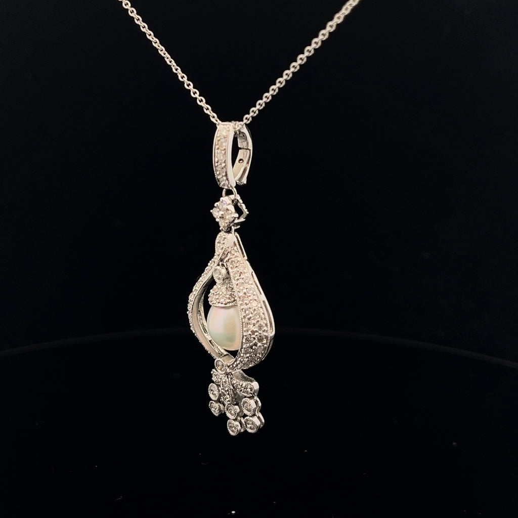 14k White Gold Vintage 1.00ct G SI1 Round Diamond and  Fresh Water White 8mm Pearl Necklace