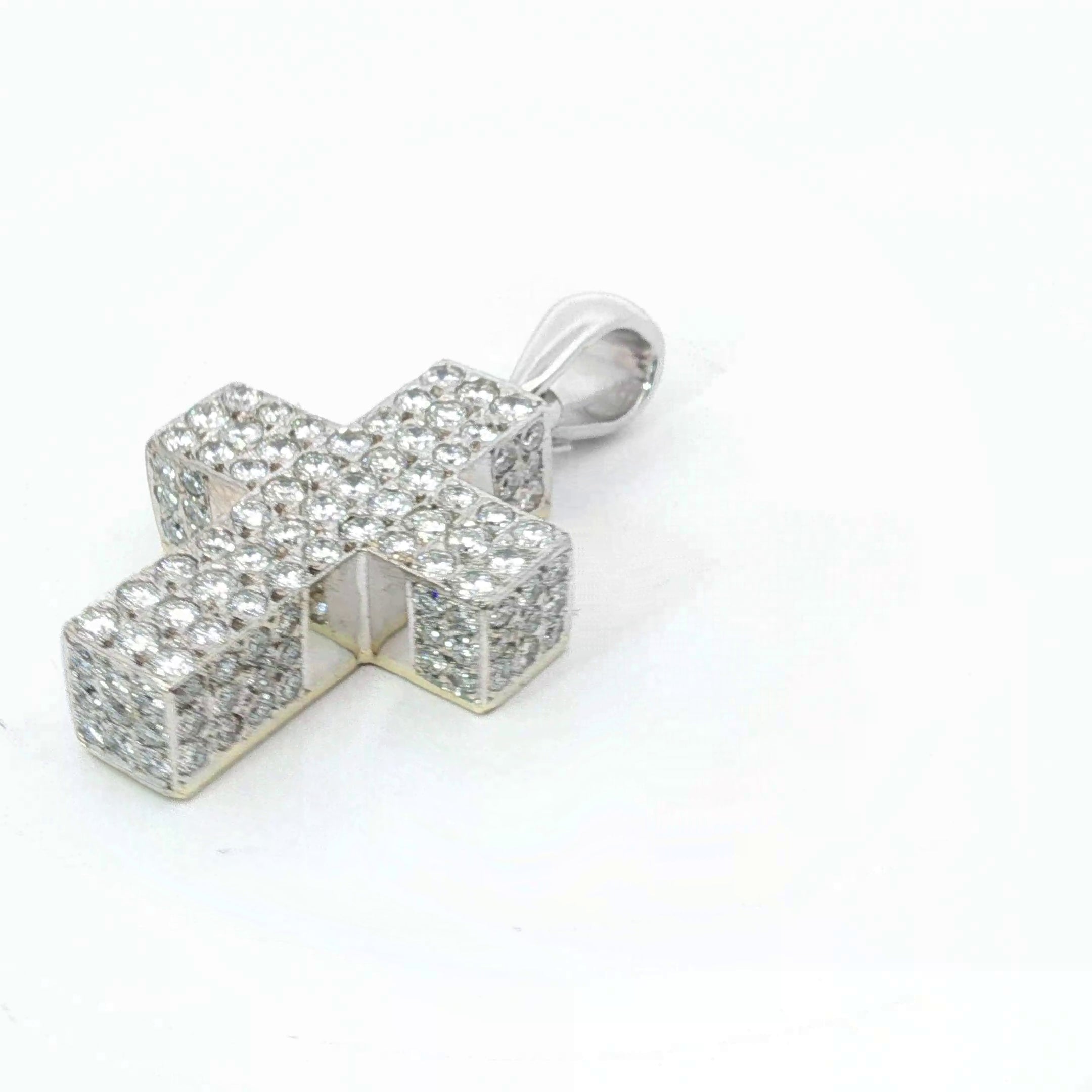 18k White Gold 2.75ct G VS2 Round Diamond Cross Pendant