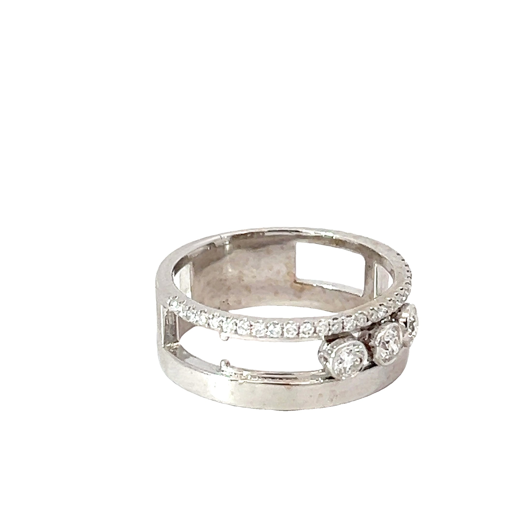 18k White Gold .50ct F VS2 Round Dancing Diamond Ring