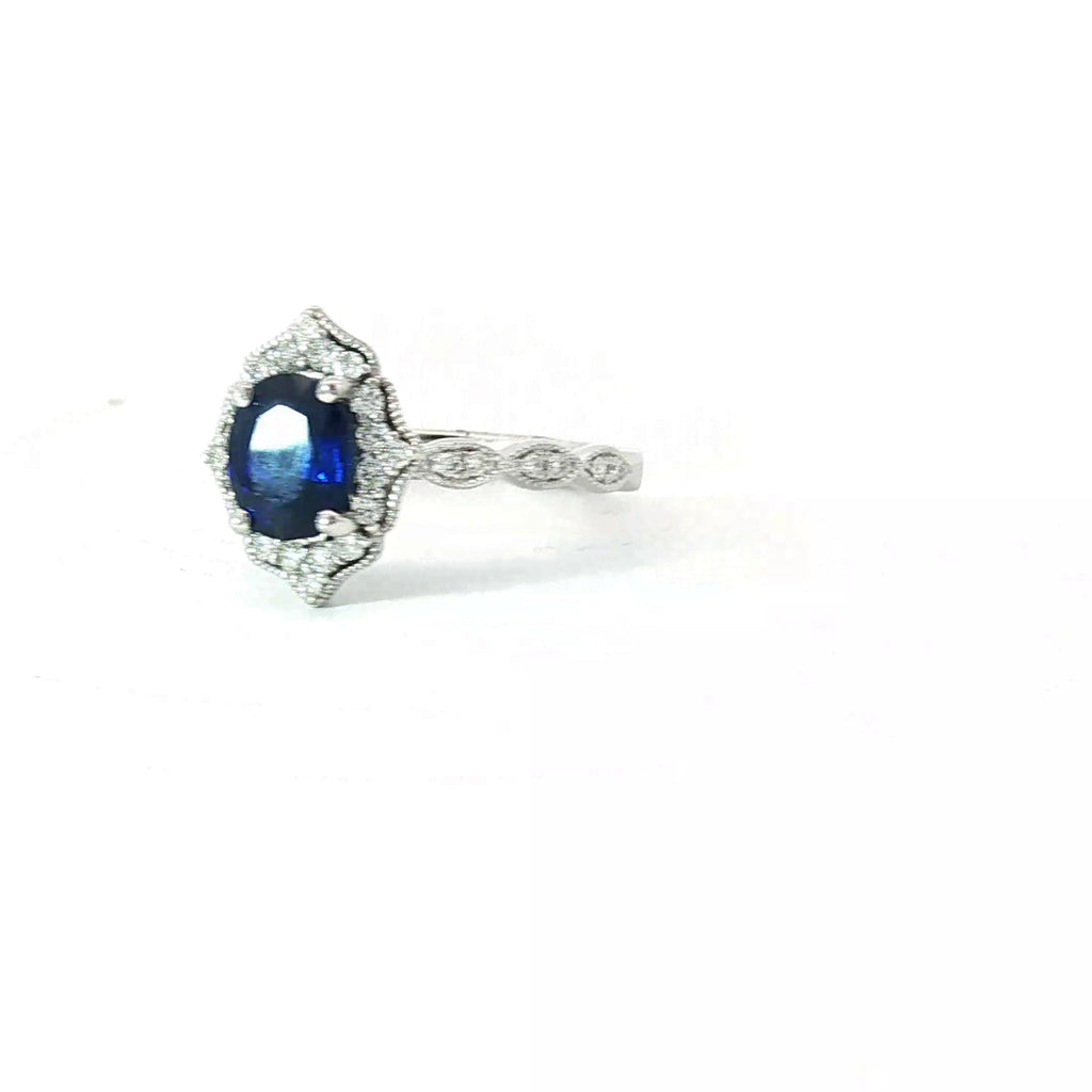 18k White Gold 1.40ct Oval Shape Natural AA Sapphire /.22ct G SI1 Round Diamond Ring