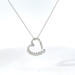 14k White Gold .50ct H SI1 Round Diamond Journey Heart Pendant