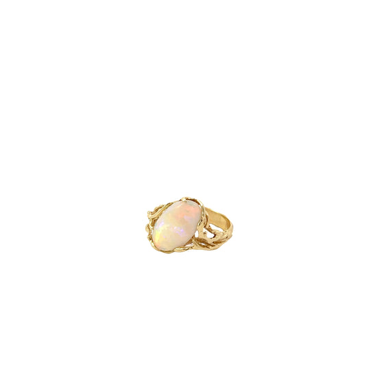 14k Yellow Gold Vintage Nugget Style Oval Shape Opal Ring Size 7