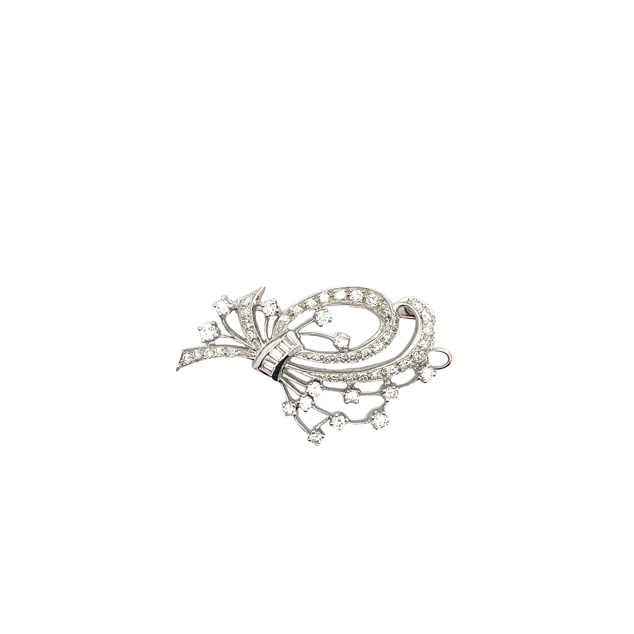 Platinum 2.46ct E VS2 Total Weight of Round and Baguette Diamond Vintage Brooch/Pin