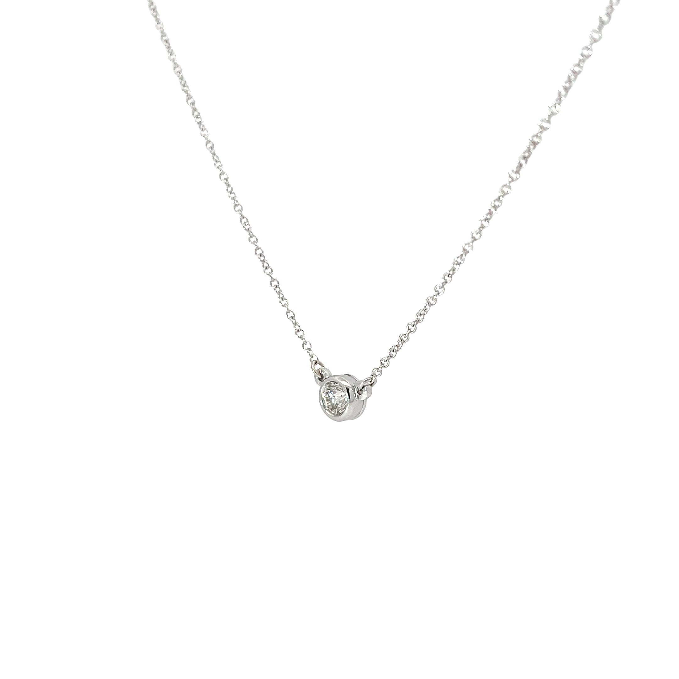 14k White Gold .25ct G SI1 Round Diamond Solitaire Pendant