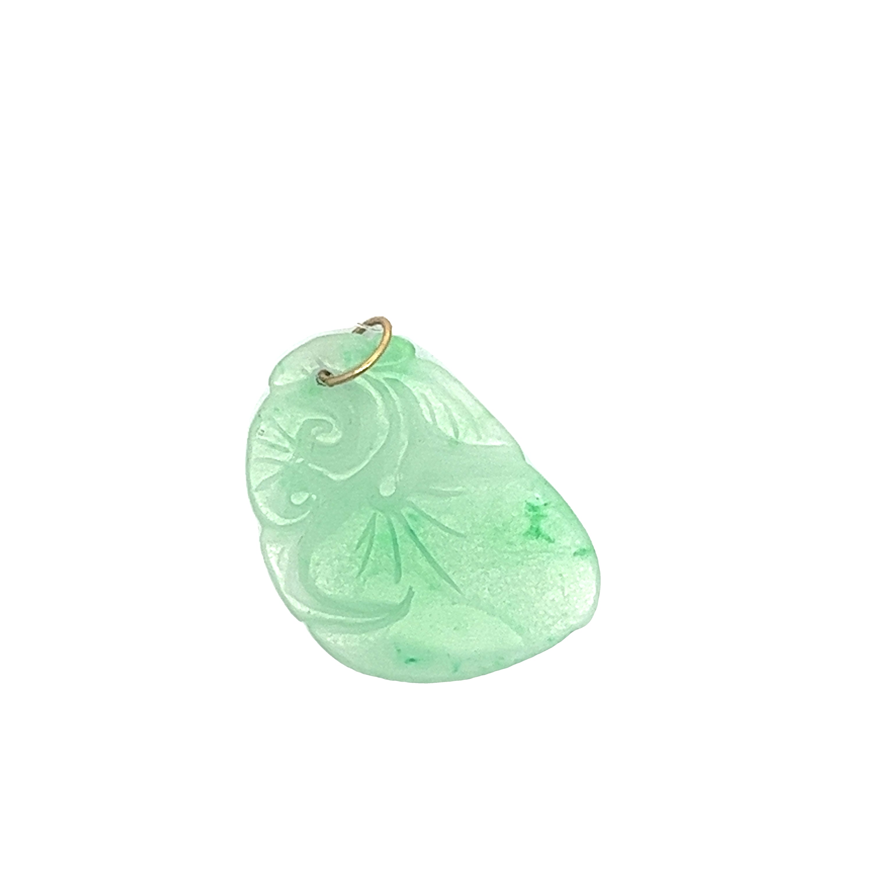18k Yellow Gold Jade Pendant 2.7 gram