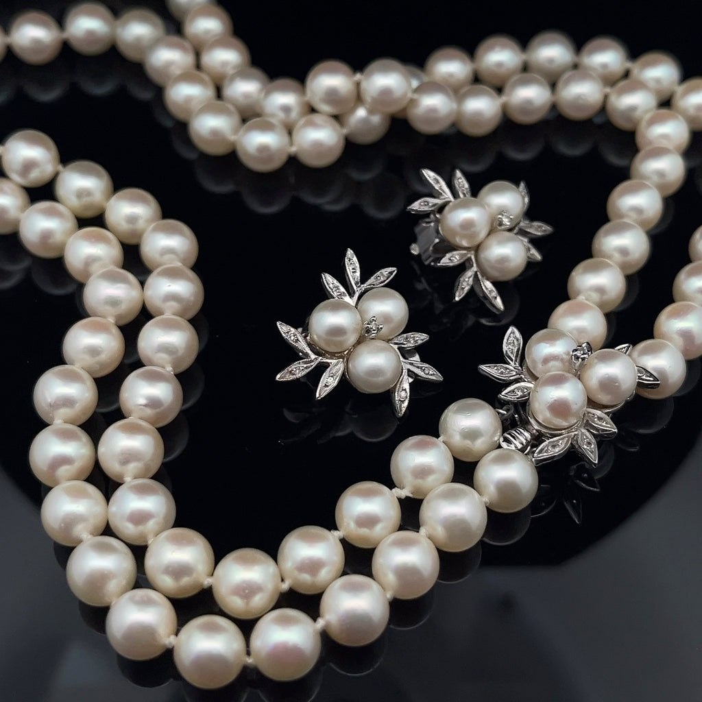 14k White Gold Vintage G VS2 Round  Diamond with Fresh Water White  Pearl Necklace and Earring set