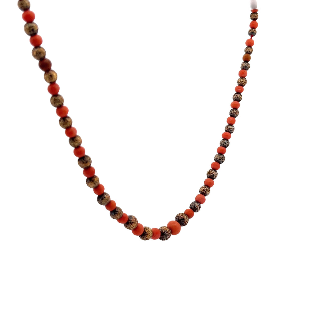 18k yellow gold Vintage Coral and gold bead necklace