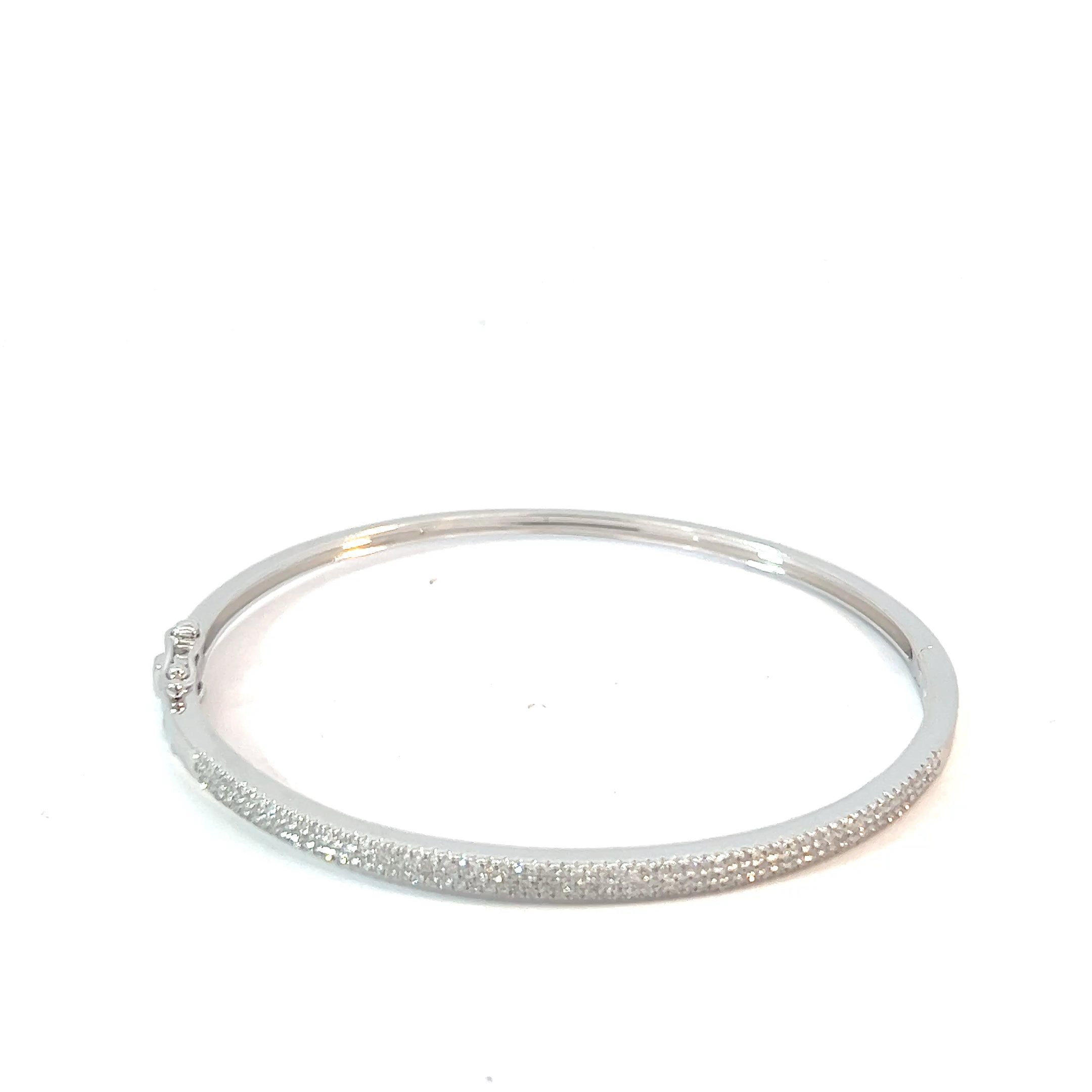 14k White Gold 1.00ct G VS2 Round Diamond Micro Pave 3.12mm Bangle Bracelet