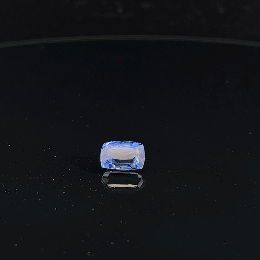 2.68CT CUSHION BLUE SAPPHIRE MODIFIED BRILLIANT CUT TRANSPARENT  GIA CERTIFIED #5201580967