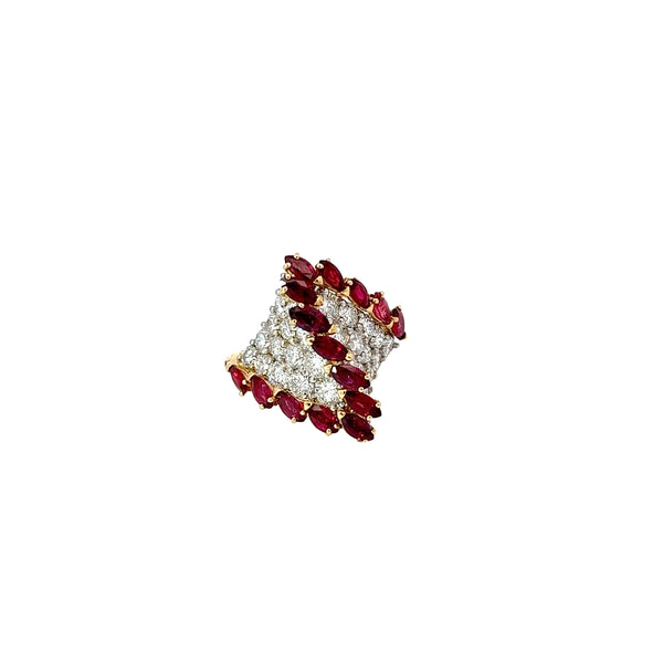18k Yellow Gold 3.00ct F VS2 Round Diamond and 2.00ct Marquise AAA Ruby Ring
