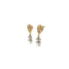 18k Yellow Gold .20ct  G VS2 Round Diamond and Fresh Water White Pearl Vintage Drop Earrings