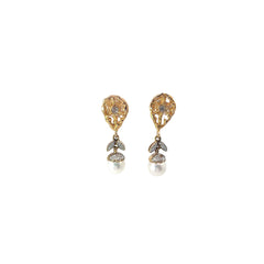 18k Yellow Gold .20ct  G VS2 Round Diamond and Fresh Water White Pearl Vintage Drop Earrings