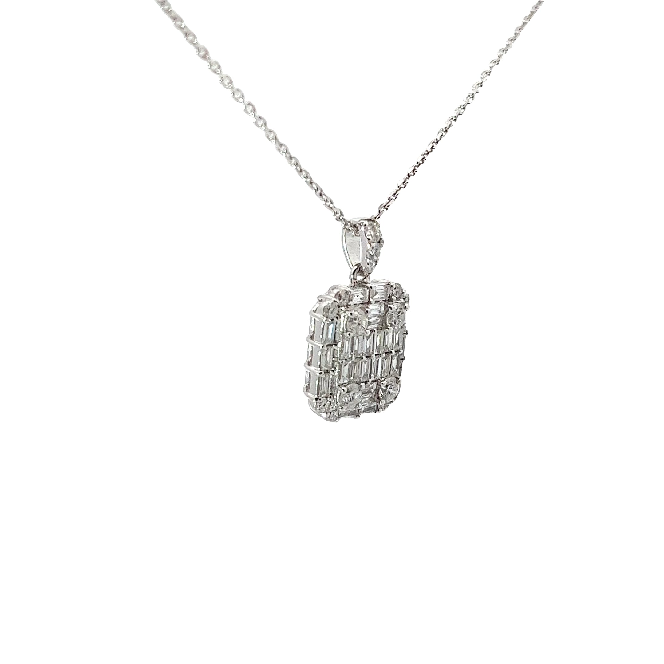 14k white gold 1.10ct G VS2 Round Diamond Cluster Necklace