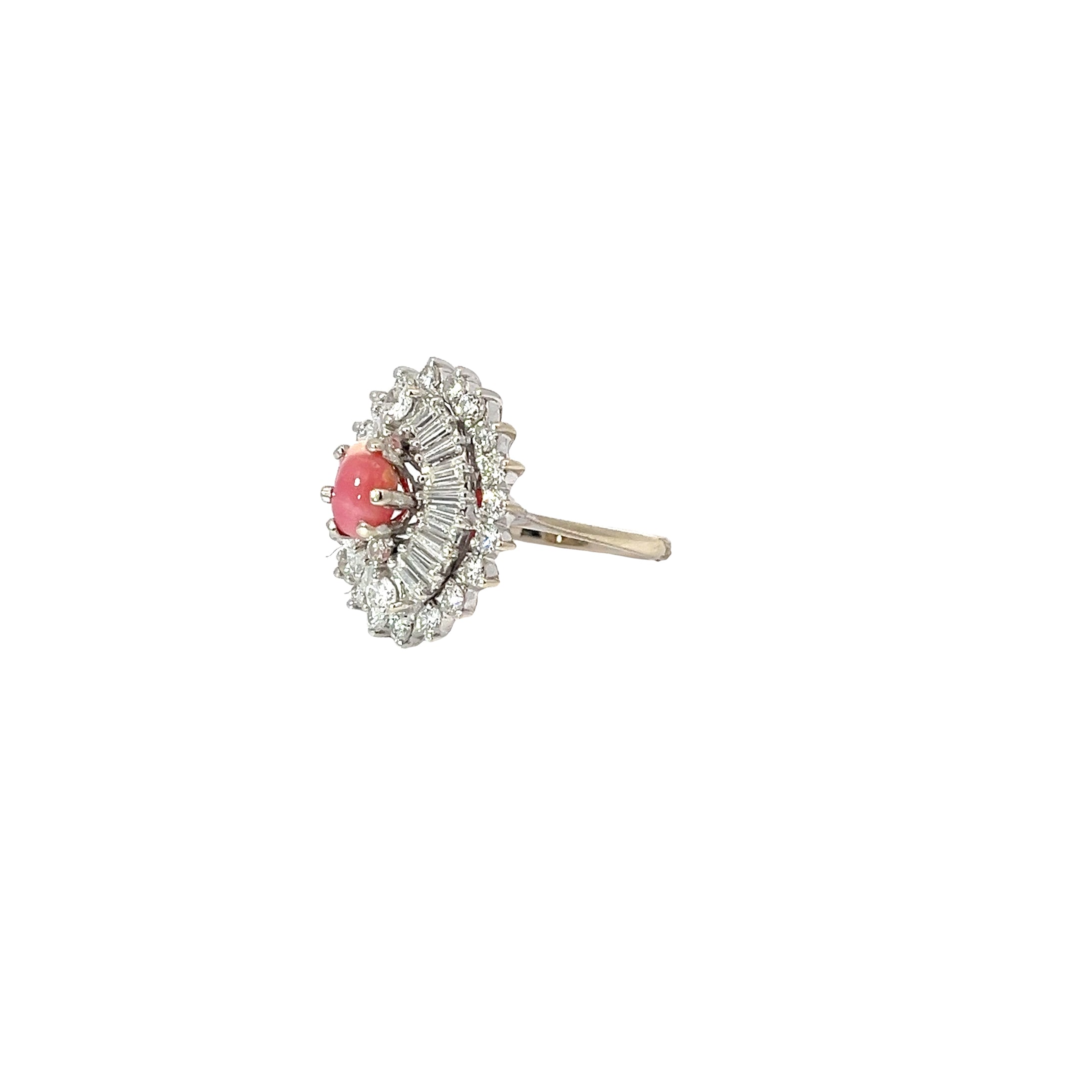 18k Yellow Gold  1.75CT F VS2 Round Diamond and .74ct Conch Pearl Ring certified by GIA #5211826939