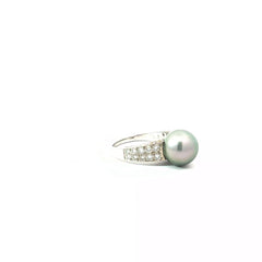 18k White Gold .75ct G VS2 Round Diamond / Fresh Water Silver Pearl 10.5mm Ring