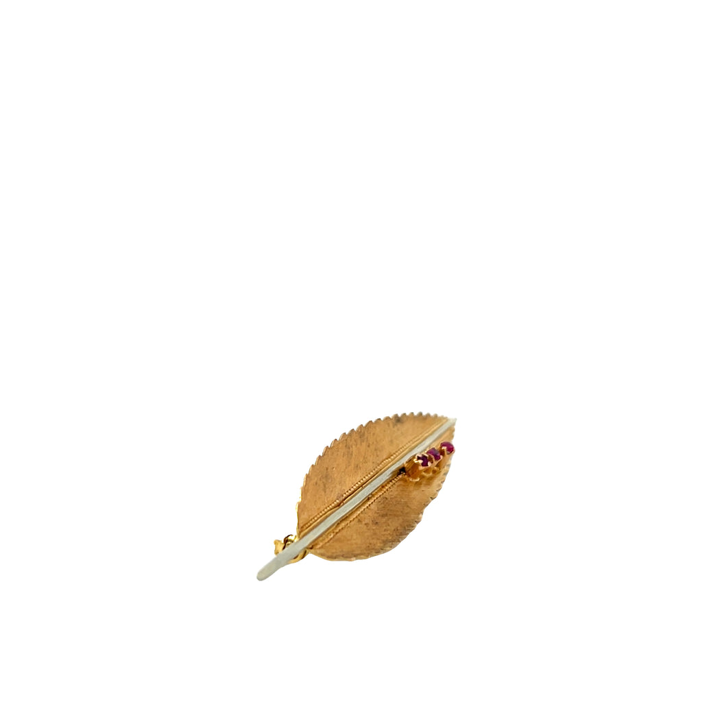 18k Vintage Leaf Pin/ Brooch with Round Ruby Stone 6 Grams 2 1/2" x 1/3" inch