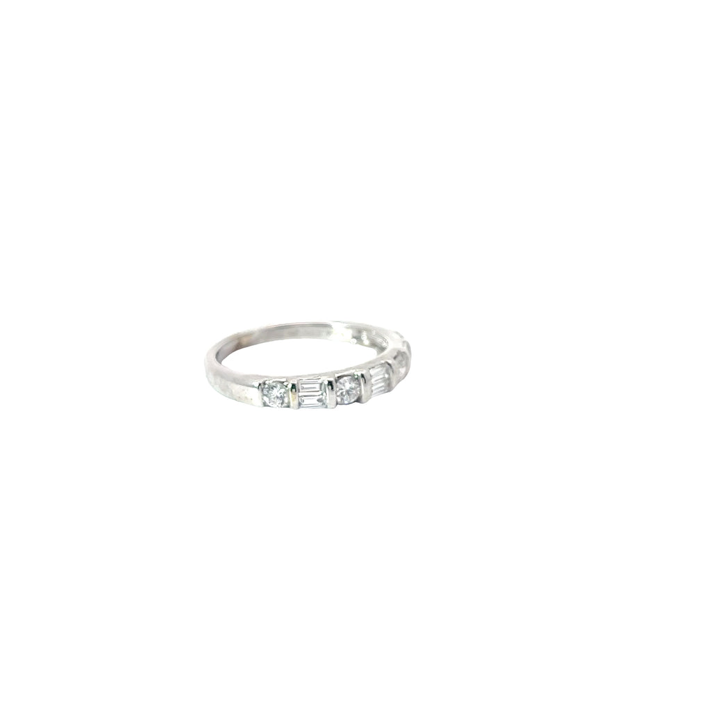 14k White Gold .78ct G SI1 Baguette and Round Diamond Total Weight Wedding Band