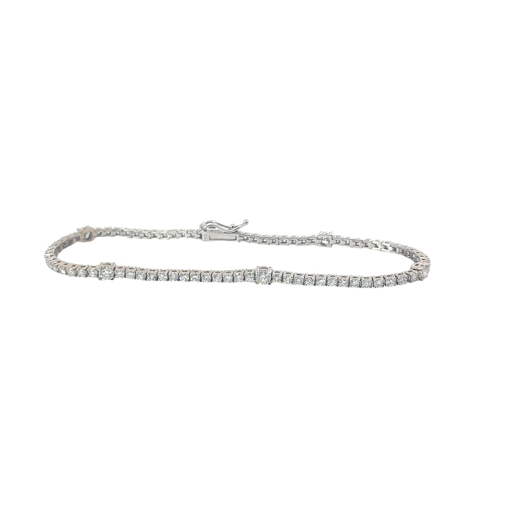 14k White Gold  2.22CT G SI1 Round Diamond Bracelet