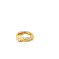 18k Yellow Gold .35ct E VS2 Round Diamond on a Shank/ .15ct E VS2 Round Designer Bezzle Set Ring