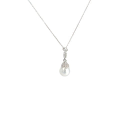 18k White Gold .10ct G SI1 Round Diamond and Fresh Water White 10mm Pearl Necklace