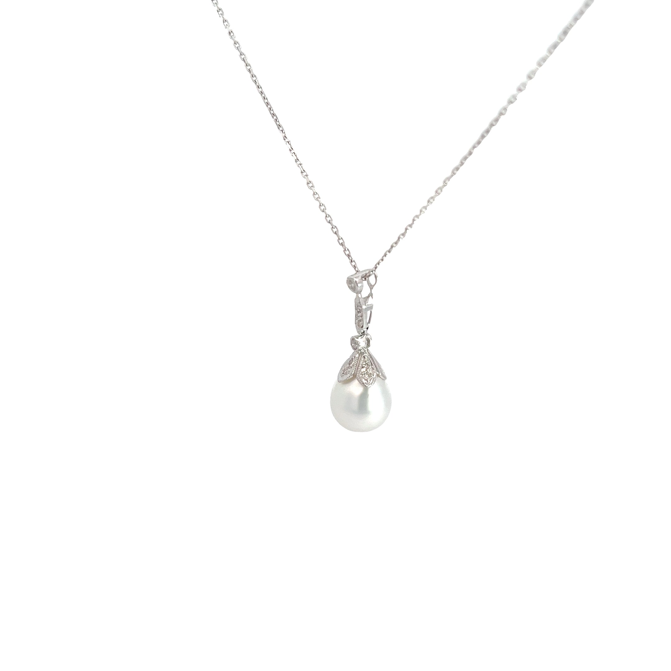 18k White Gold .10ct G SI1 Round Diamond and Fresh Water White 10mm Pearl Necklace