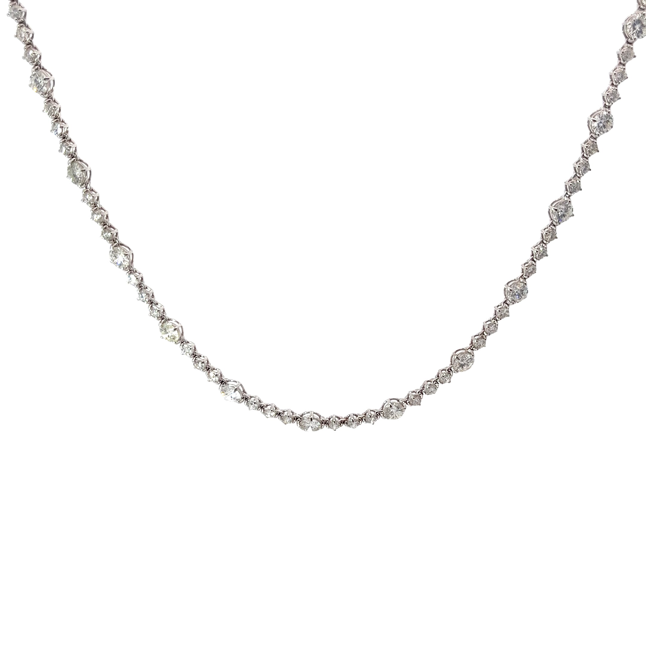 18k White Gold 14.10ct G SI1 Round Diamond Necklace