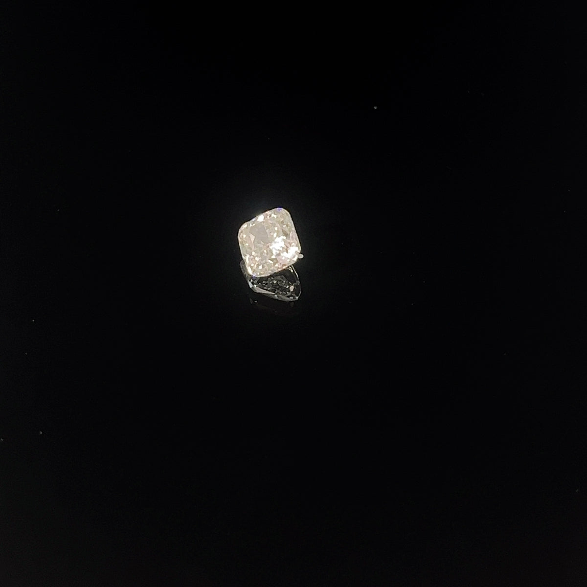 0.95ct J SI1 Cushion Loose Diamond Certified by GIA #1236154903
