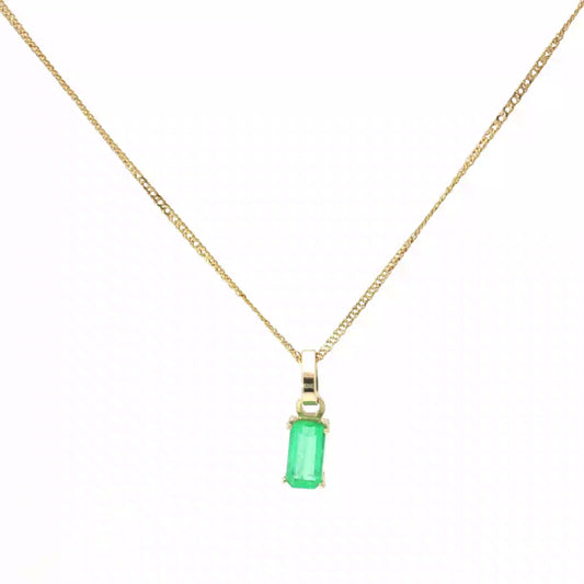 18k Yellow Gold .75ct Colombian Emerald Pendant Necklace