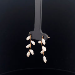 18k Yellow Gold Fresh Water White Pearl Seed earrings