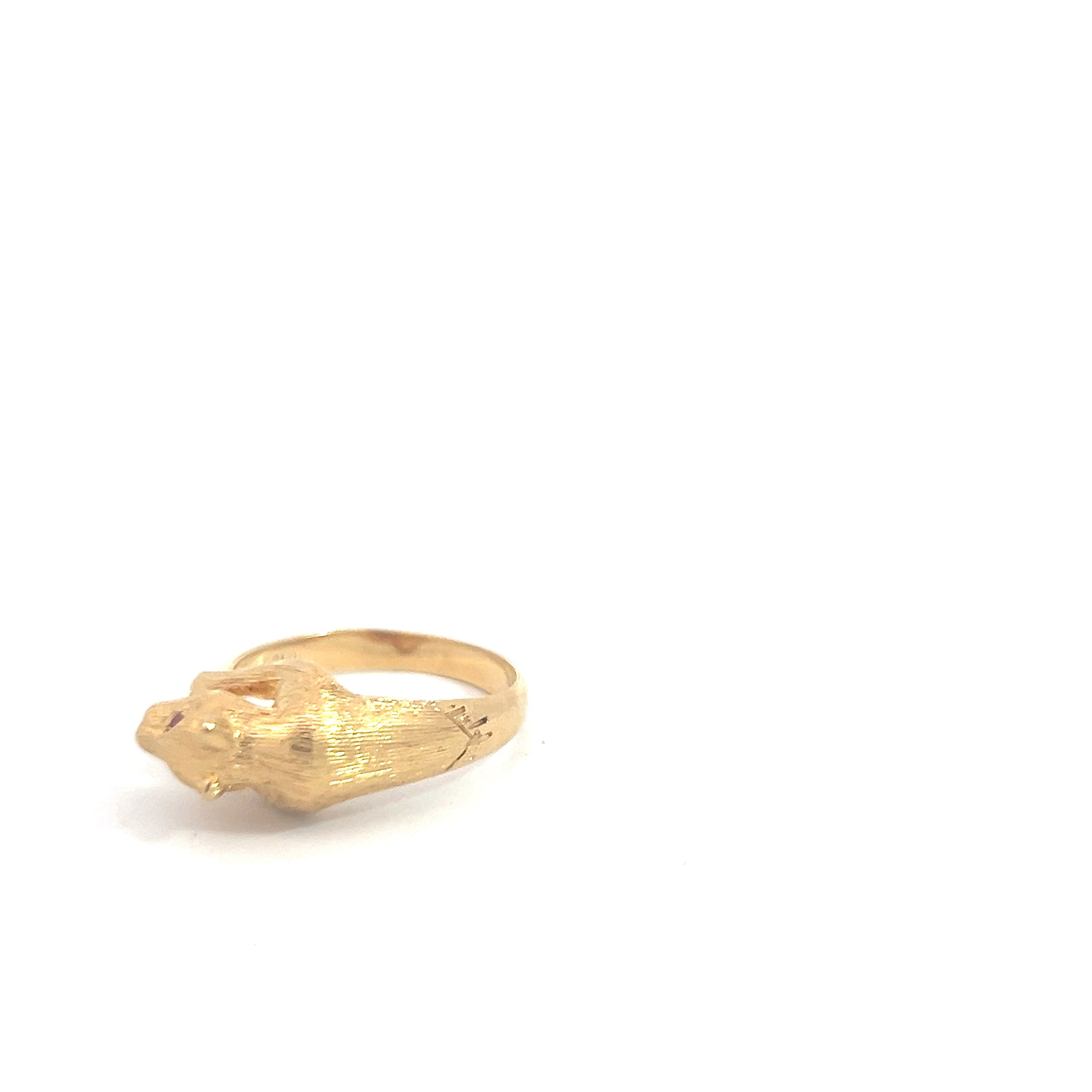 18k Yellow Gold 5.3 Gram Round Ruby On Eyes and Blue Sapphire On Mouth Panther Ring