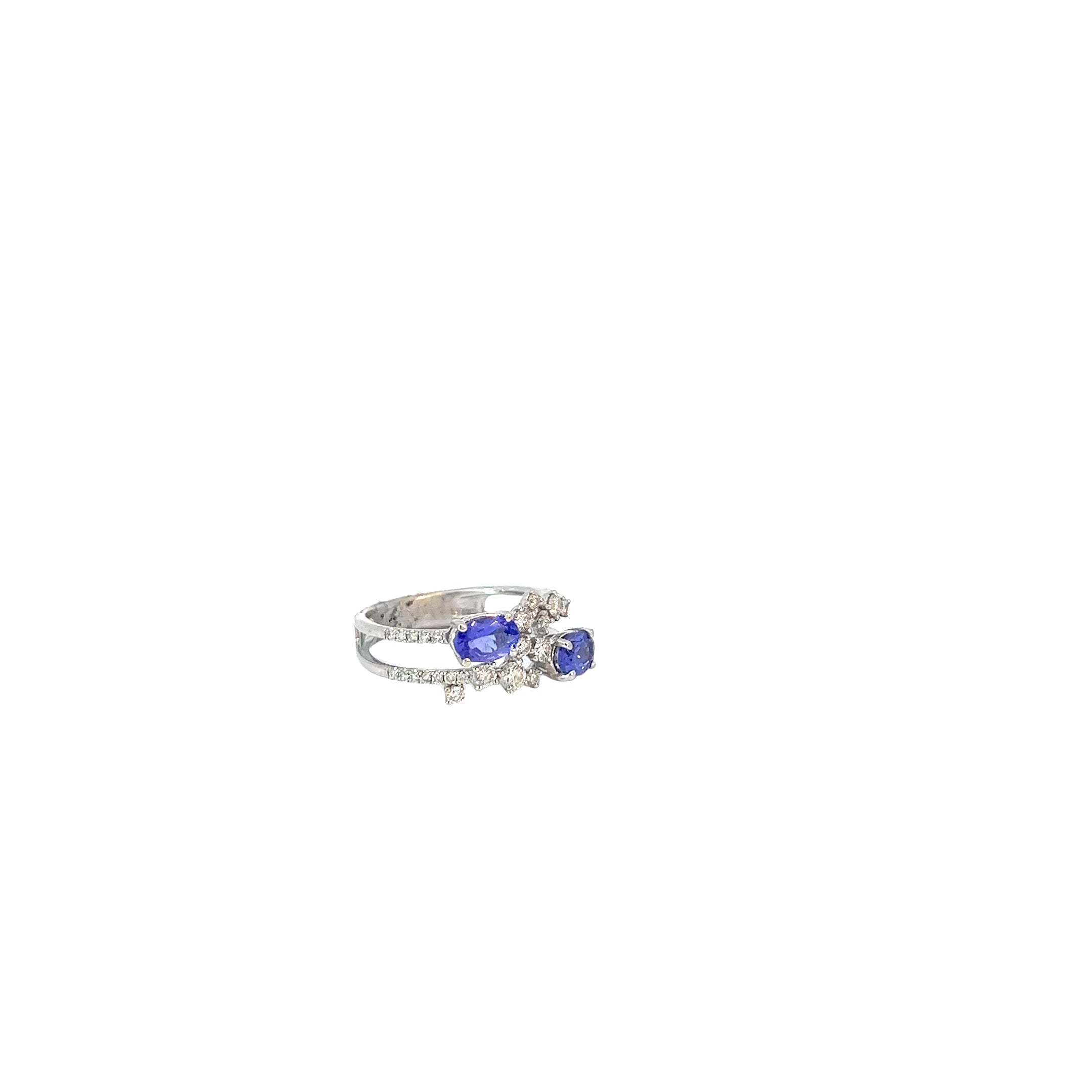 14k White Gold 1.50ct G SI1 Round Diamond and 1.00ct Oval Tanzanite Cocktail Ring