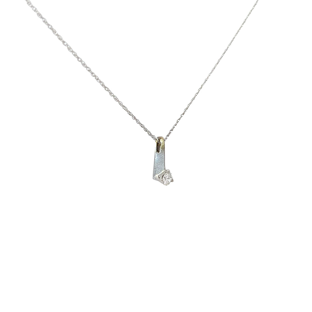 14k White Gold .20ct H VS2 Round Diamond Solitaire Necklace