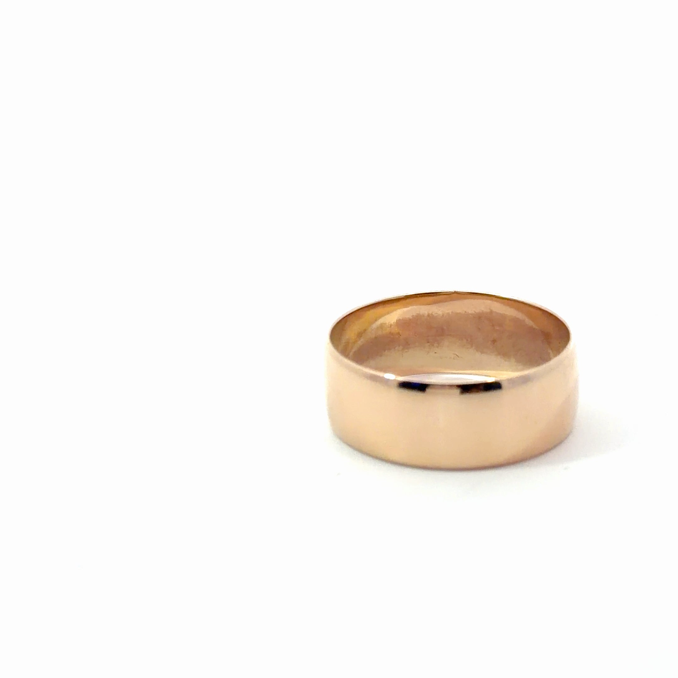 18k Yellow Gold Wedding Band 4.3 gram 8.5 Size