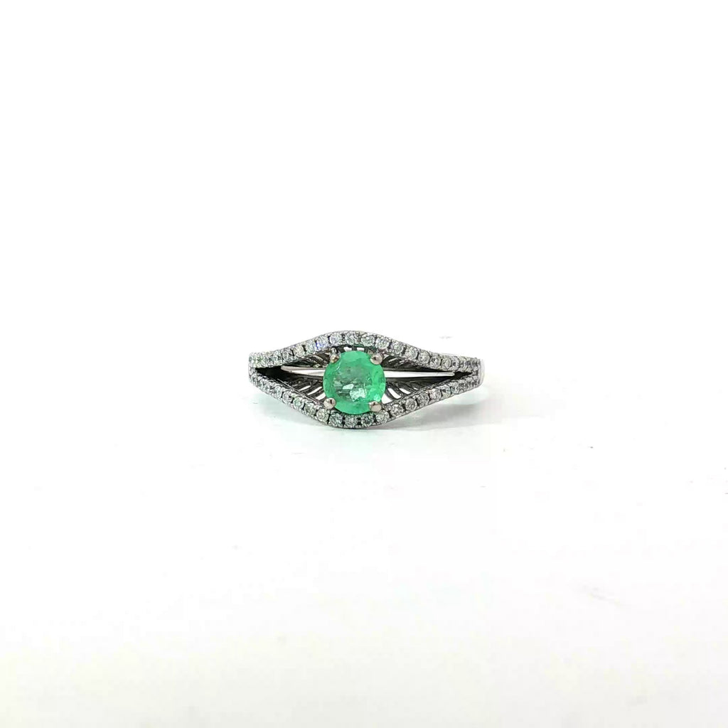 14k White Gold .45ct Round Colombian Emerald /.35ct G SI1 Round Diamond  Fashionable Ring Certified By Mac Emerald