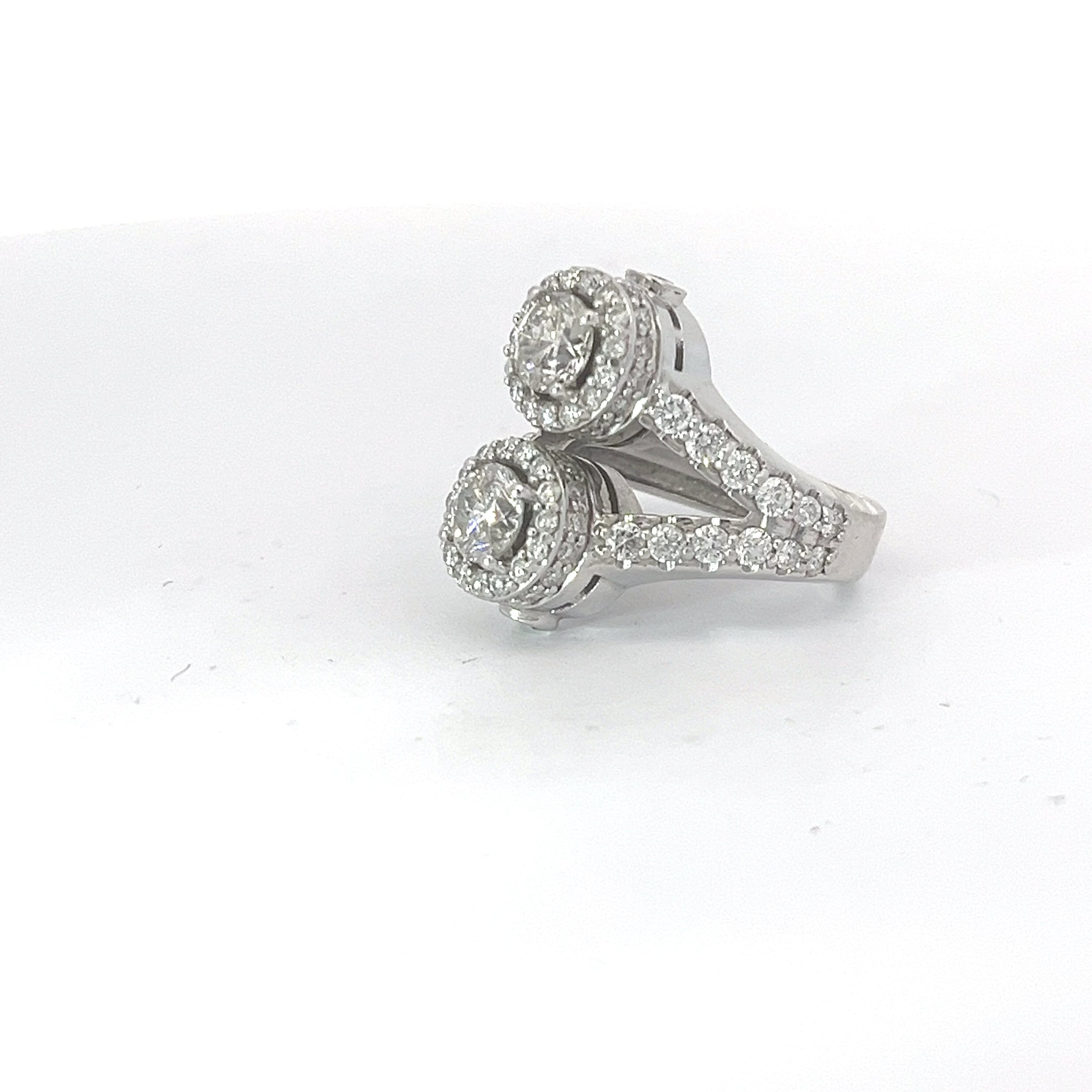 14k White Gold 1.40ct G SI1 Center Round Double Diamond and 1.52ct G SI1 Round Diamond Pave Fashion Ring