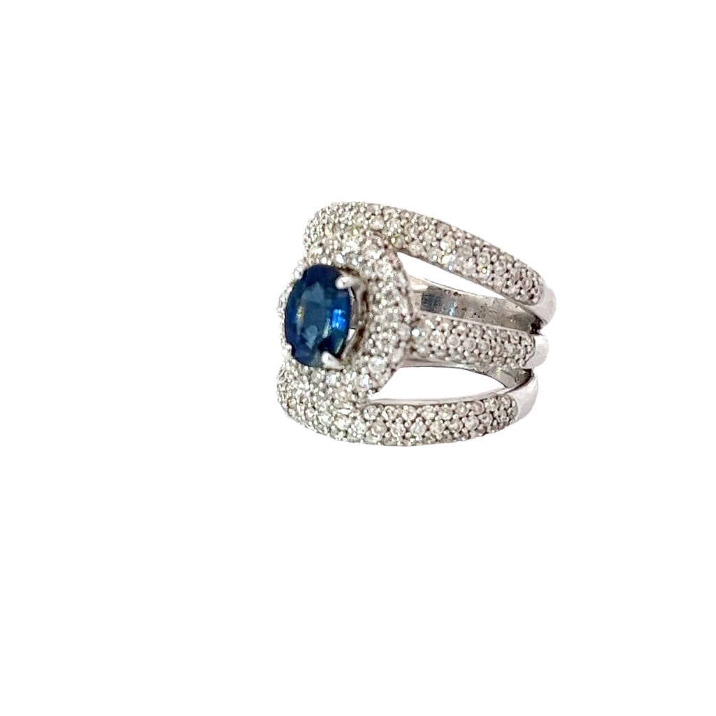 18k White Gold 1.37ct Oval AA Blue Sapphire and surround by pave set 1.37ct G SI1 Round Diamond Ring
