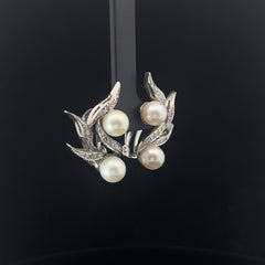 Vintage 14k White Gold .33ct G SI1 Round Diamond and Fresh Water White 7mm Pearl Earrings