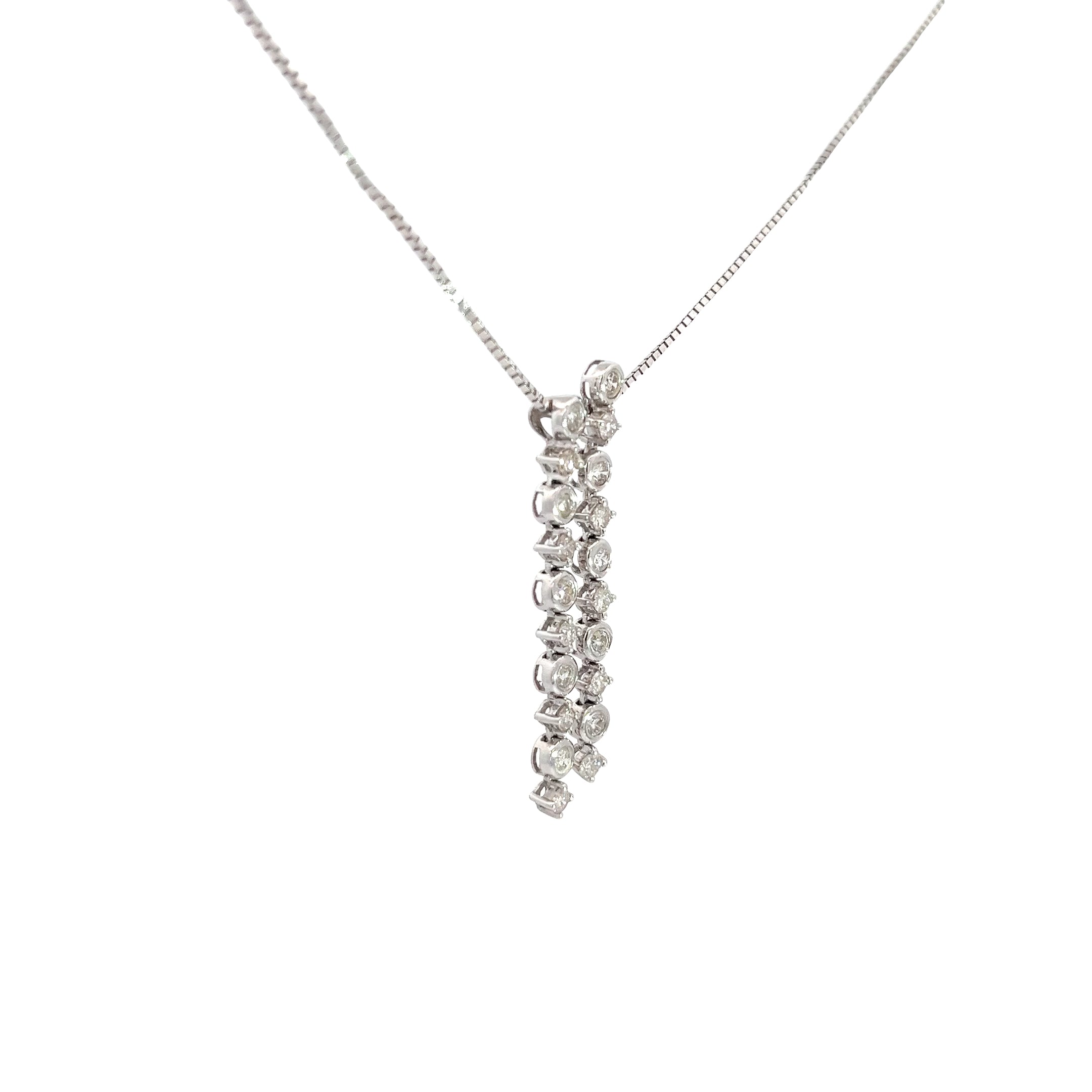 18k White Gold .70ct GVS2 Round  Diamond Dangle Necklace